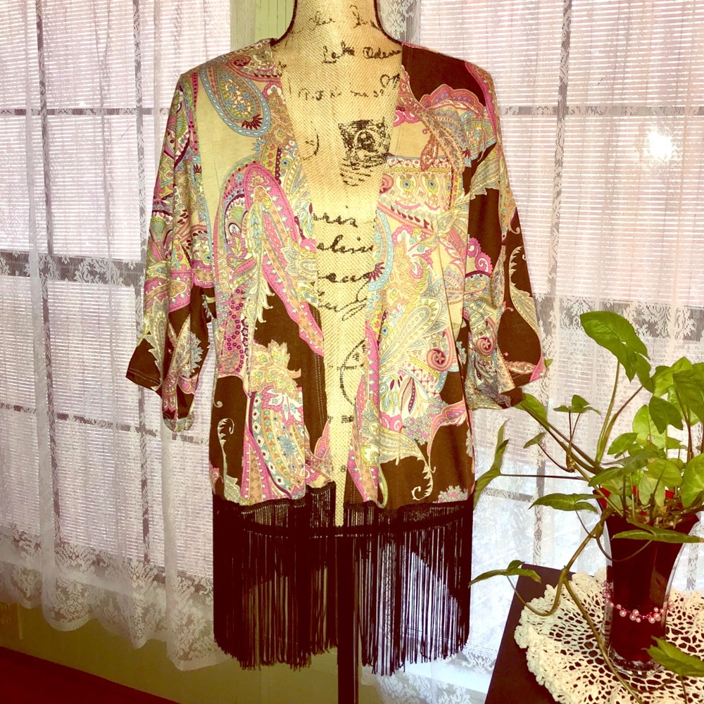 Cute & Chic Kimono 🌺 NWOT